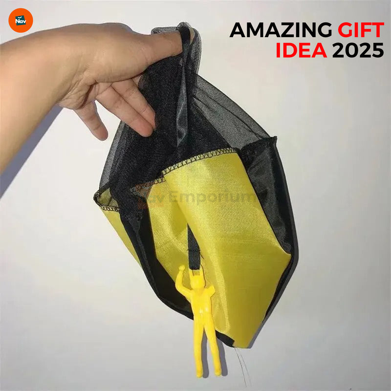 Easy-to-use design of the Tangle-Free Parachute Toy