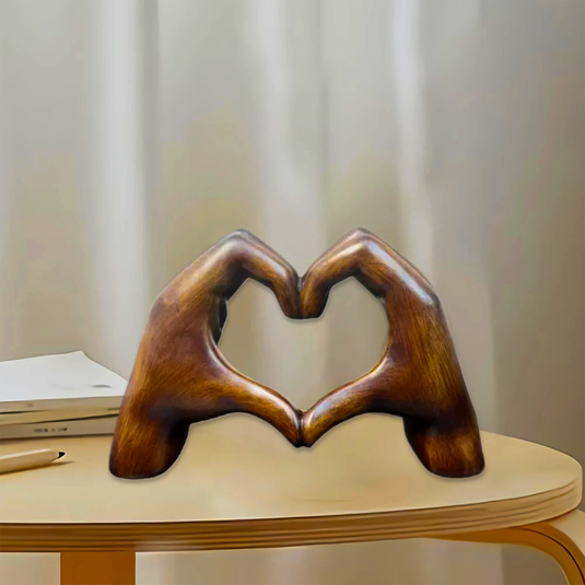 Elegant Heart Décor