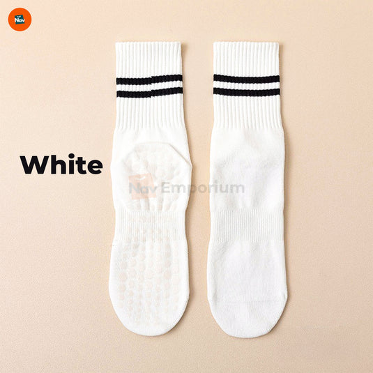 Yoga socks with grips