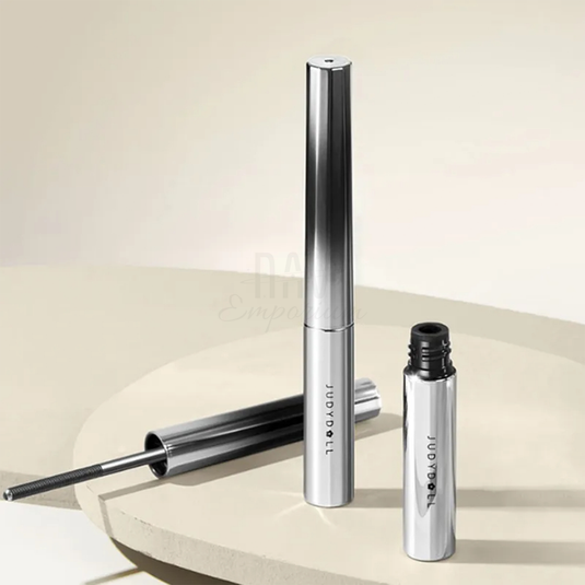 Enduring Volume Mascara for Gorgeous Lashes