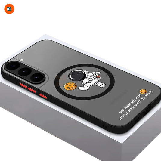 MagSafe Astronaut Magnetic Case