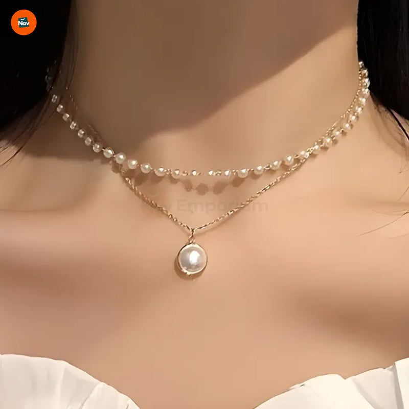 Elegant pearl pendant necklace