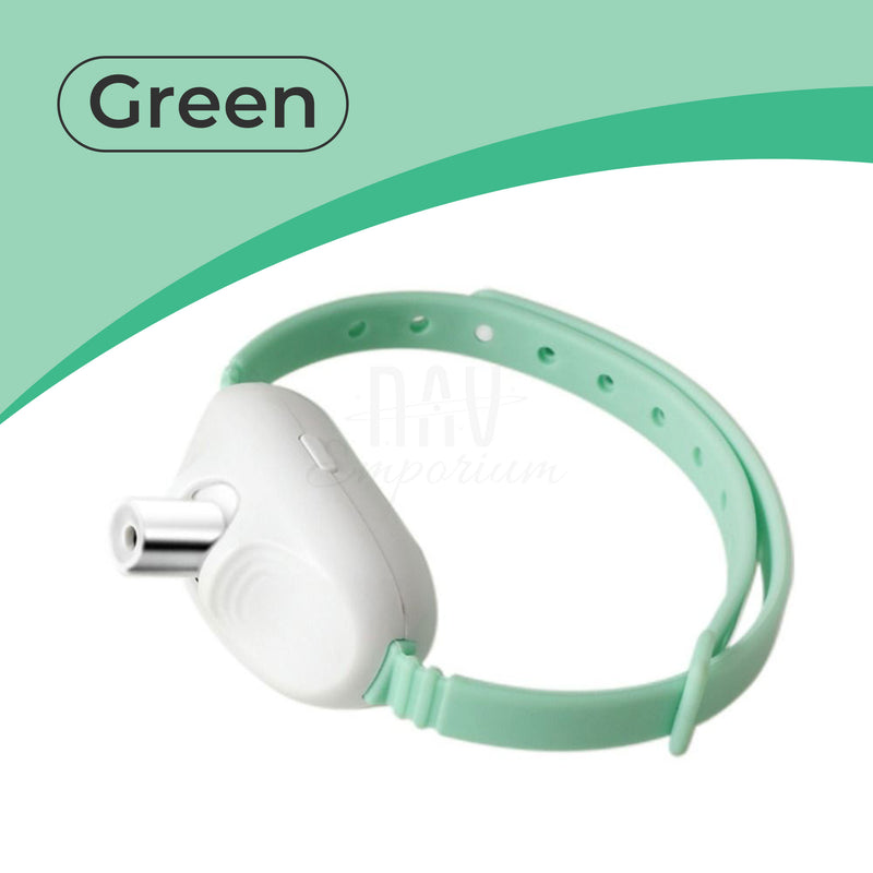 Adjustable laser collar for cats