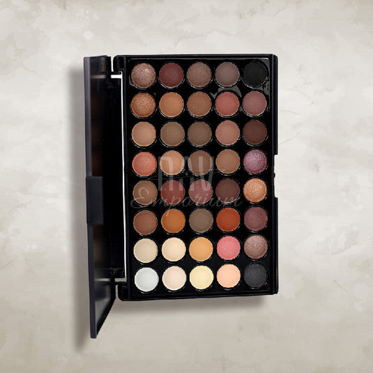 Matte and shimmer eyeshadow shades